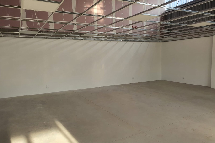 To Let commercial Property for Rent in Fairview Eastern Cape